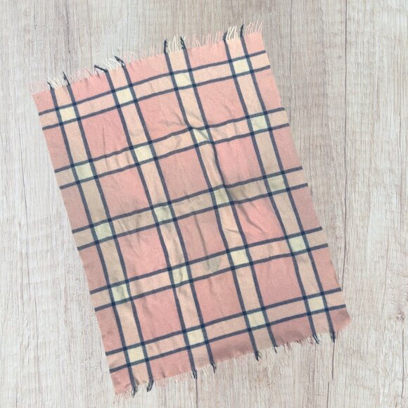 VINTAGE Troy Robe Pink Blue Plaid 100% Wool Baby Child Stadium Throw Blanket - Picture 8 of 10